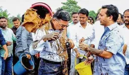 महाराष्ट्र: 2019 में सरकारी अधिकारी पर कीचड़ फेंकने वाले बीजेपी नेता और मंत्री नितेश राणे को 1 महीने की सजा, लेकिन जेल नहीं जाएंगे