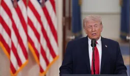 ट्रम्प की योजना क्या है? वह क्या चाहते हैं? क्या ईरान युद्ध से सुरक्षित बाहर निकलने के लिए समय मांग रहा है?