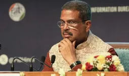 NEET की एग्जाम सिस्टम में कैंसर फैल गया है, शिक्षा मंत्री ने पहली बार गड़बड़ियों की बात स्वीकार की