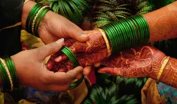 सावन में महिलाएं क्यों पहनती हैं हरी चूड़ियां? जानिए इसका धार्मिक महत्व