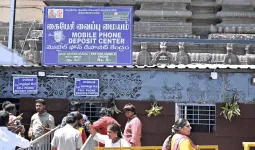 मंदिरों में ‘रील कल्चर’ पर लगाम: तमिलनाडु के 52 मंदिरों में स्मार्टफोन बैन, VIP भी नहीं बना सकेंगे फोटो-वीडियो; यह क्यों जरूरी