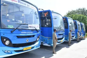 दिवाली पर गुजरात में कहीं भी जाइए, नहीं होगी दिक्कत: सूरत एसटी निगम 1600 से अधिक अतिरिक्त बसें चलाएगा