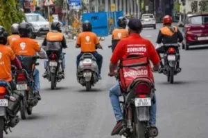 'मेरे पास 10 रुपये का बोनस है..', डिलीवरी बॉय ने ग्राहक को भेजा मैसेज; वायरल