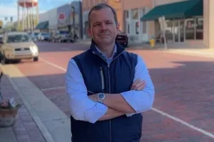 अगर कोई बॉस है, तो वो है! अमेरिकी CEO ने कंपनी बेचकर कर्मचारियों में बांटे 2000 करोड़ रुपये