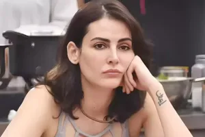 ईरान में एंट्री पर बैन के बाद छलका मंदाना करीमी का दर्द, बोलीं- 'मुझसे मेरा देश कोई नहीं छीन सकता'