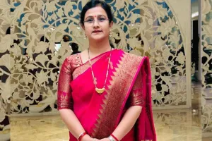 भाजपा की विधायक संगीता पाटिल ने कहा – लिम्बायत की कई सोसाइटियों में अब नाम मात्र के हिंदू परिवार बचे हैं क्योंकि...