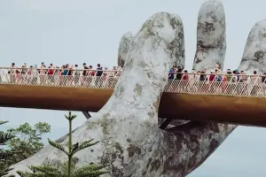 'क्या आप भारतीय हैं? तो बाहर निकलो!' वियतनाम में हो रहा है दुर्व्यवहार