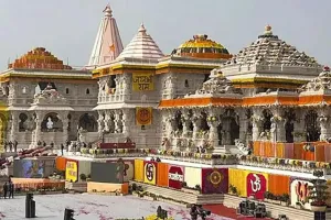 राम मंदिर के कर्मचारी के घर से 10 लाख मिलना, सीएम योगी का SIT गठित करना, क्या मंदिर में वाकई सबकुछ ठीक नहीं चल रहा है!
