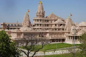 अयोध्या: सोना-चांदी और हीरा-माणिक्य की वो 1250 शिलाएं आखिर कहां गईं? मंदिर ट्रस्ट पर उठे सवाल; 'गायब' होने के दावे से प्रशासन के उड़े होश