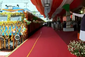 देश की पहली हाइड्रोजन ट्रेन जींद से सोनीपत के बीच चली, न धुआं न कोई प्रदूषण; आखिर कैसे चलती है यह ट्रेन? जानिए सभी सवालों के जवाब