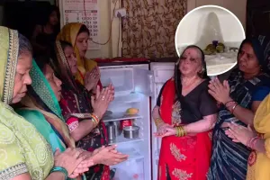 आगरा: घर के फ्रिज में दिखी बर्फ की शिवलिंग जैसी आकृति, दर्शन के लिए उमड़ी श्रद्धालुओं की भीड़