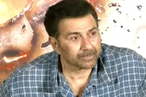 'पाकिस्तान हमारी मौसी है…’, कहकर ट्रोल हो रहे हैं सनी देओल