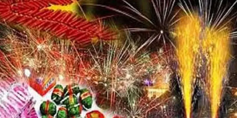 क्या इससे पहले भी दिवाली पर पटाखे फोड़े जाते थे? जानिए कब और किसने की थी इसकी शुरुआत