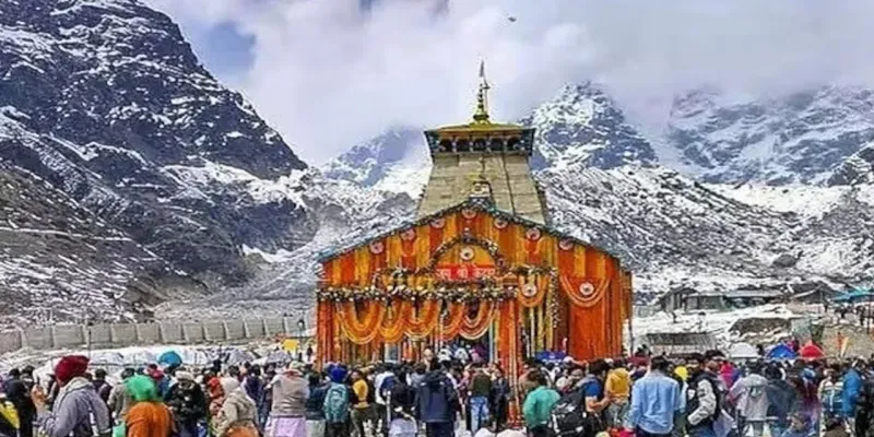 युद्ध का साया चारधाम यात्रा पर भी दिख रहा, श्रद्धालुओं में उत्साह कम, रजिस्ट्रेशन कम होने से पर्यटन करोबार पर पड़ेगा असर