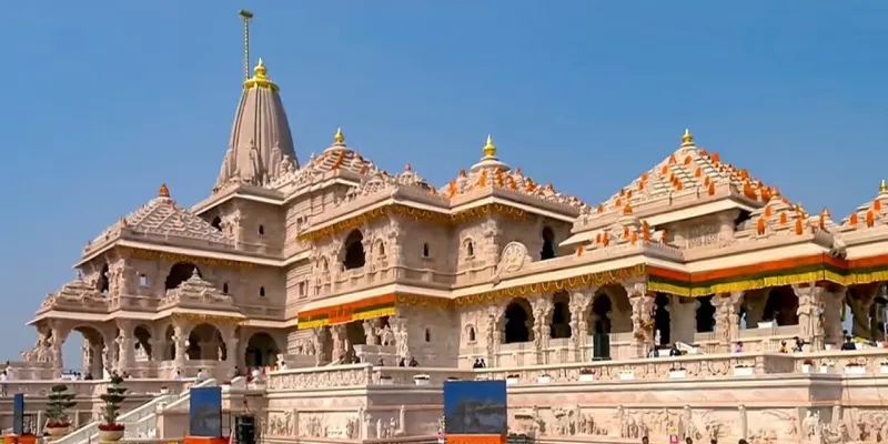 अयोध्या: राम मंदिर चढ़ावे मामले में SIT की रिपोर्ट में कई चौंकाने वाले खुलासे, किस पर गिरेगी गाज? क्या बदल जाएगा मंदिर का कामकाज?