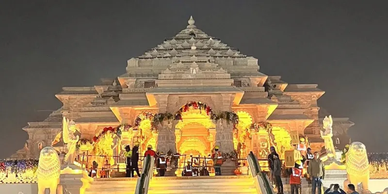 अयोध्या: रामलला के पुजारी दाढ़ी-मूंछ रखेंगे या क्लीन शेव, पहनावा से लेकर तिलक और गर्भगृह के लिए भी नियम तय? पढ़िए पूरी गाइडलाइन