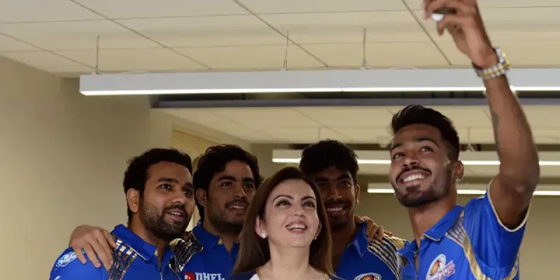 IPL की वैल्यूएशन 1.41 लाख करोड़ रुपये पहुंची, मुंबई इंडियंस 17,500 करोड़ रुपये के साथ टॉप पर, CSK तीसरे नंबर पर